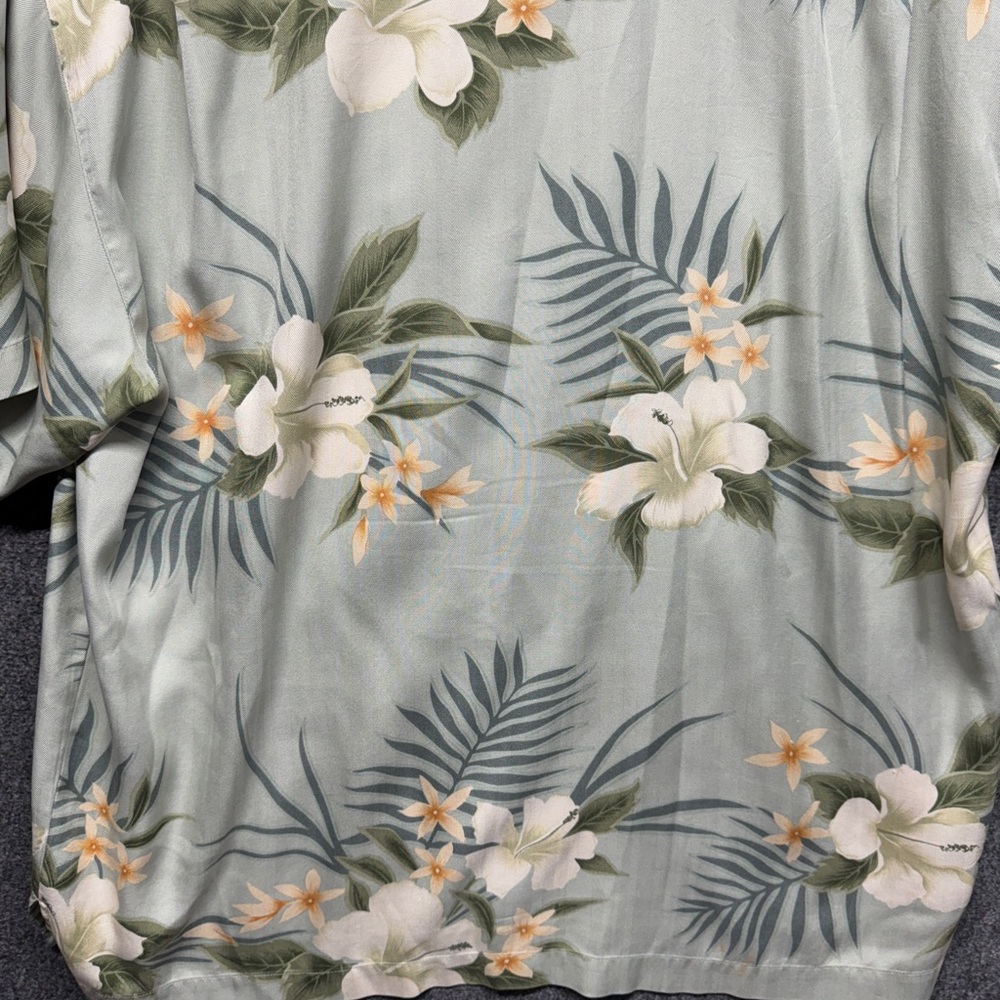 TOMMY BAHAMA HAWAIIAN SHIRT XL SILK CAMP FLORAL - Picture 9 of 10